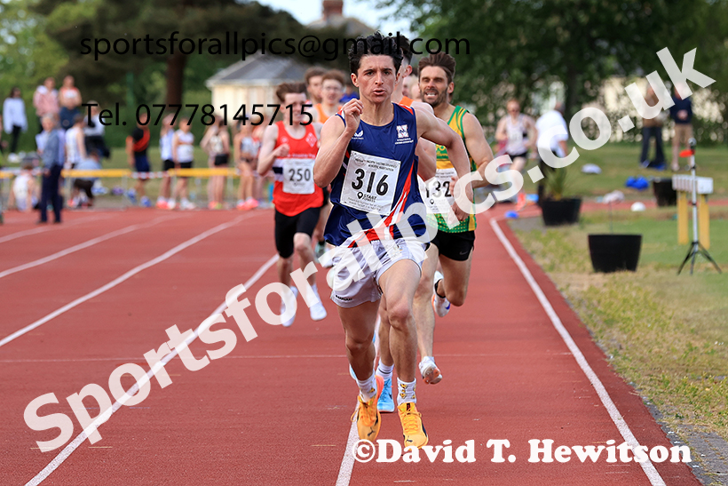 The 800 metres, 2025 NEGP No 2, Monkton Stadium, Wednesday, May 28th. Photo: David T. Hewitson/Sports for All Pics